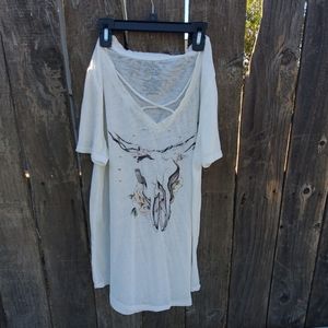 Skull flower shirt